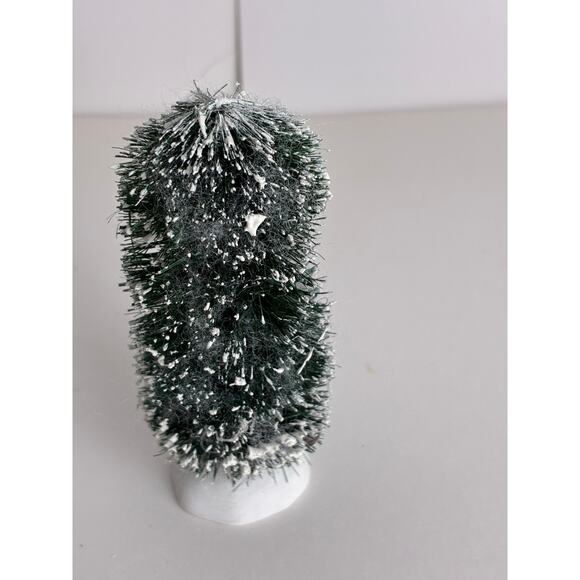 Dept. 56 Christmas Tree Village Bottle Brush 5 Trees Rounded Triangular Shaped - Picture 9 of 9